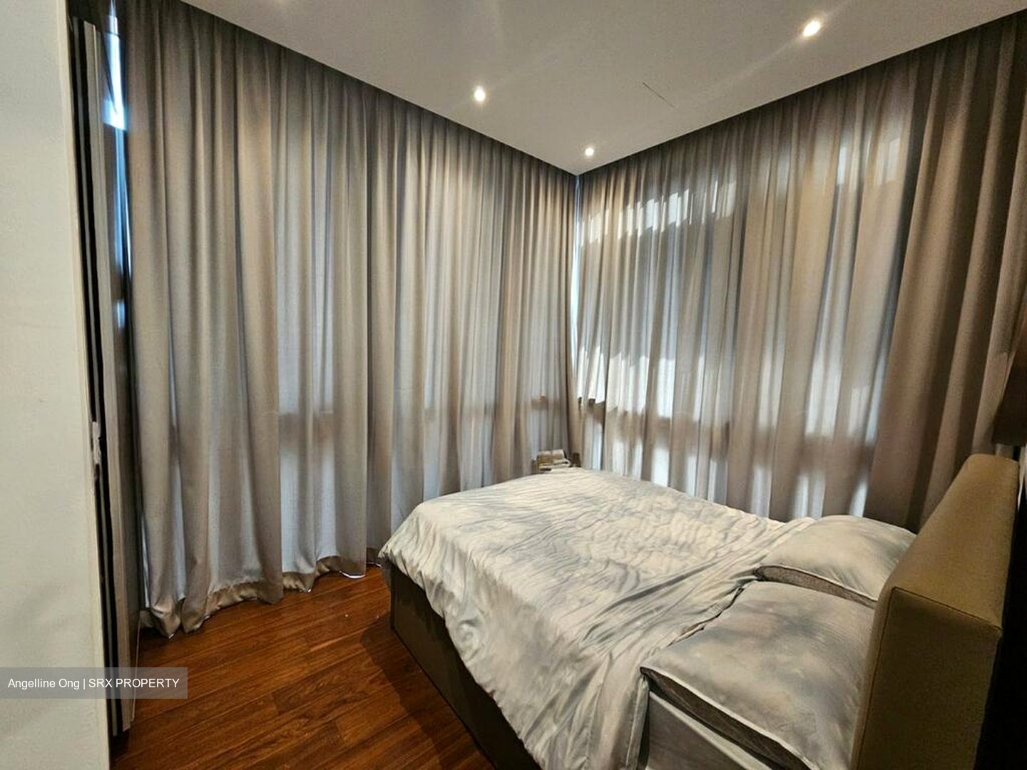 8 Hullet (D9), Apartment #498710221